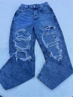 American Eagle Outfitters Blue Ripped Baggy Jeans 2R